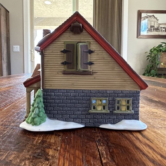 Heritage Village Collection Bluebird Seed & Bulb Handpainted Porcelain House Dep - Picture 8 of 16